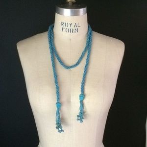 Turquoise beads rope necklace
